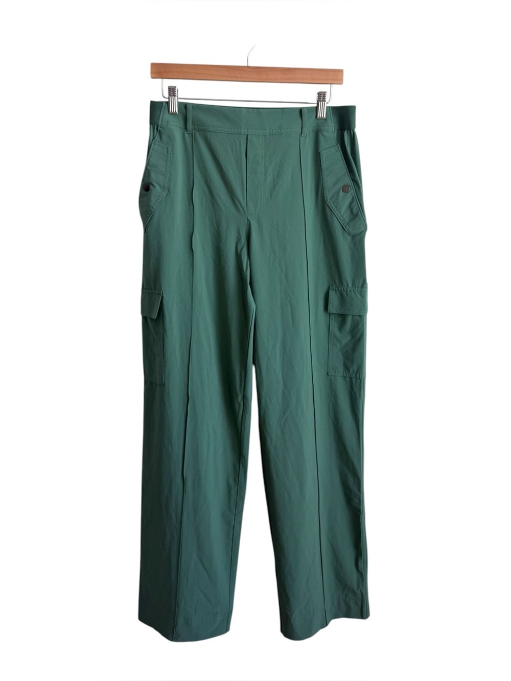 Athleta Vienna Cargo Pants Women 12 Vineyard Green Utility Hiking Travel Stretch
